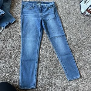 Lucky jeans